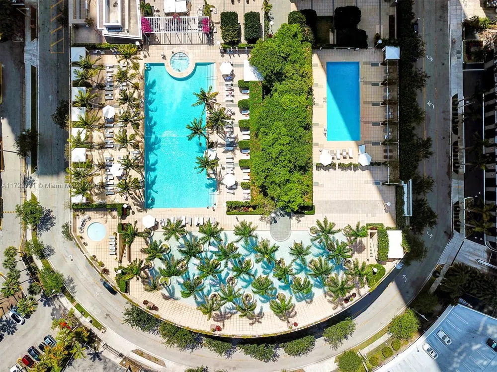 1425 Brickell Ave #52BC Miami, FL 33131