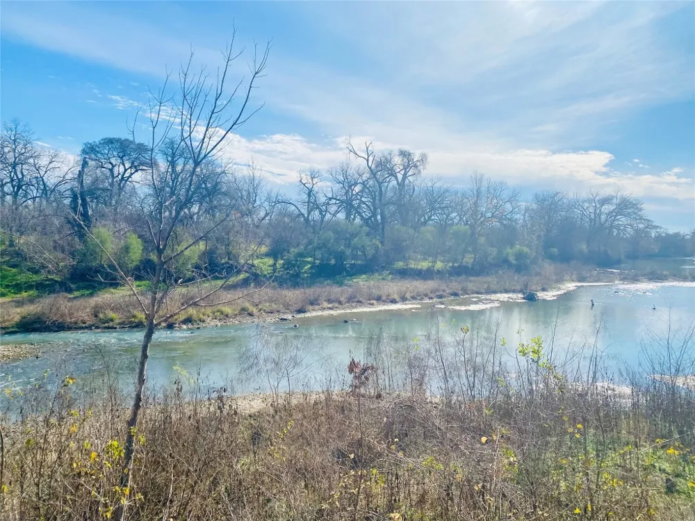 Hampton Drive S Seguin, TX 78155