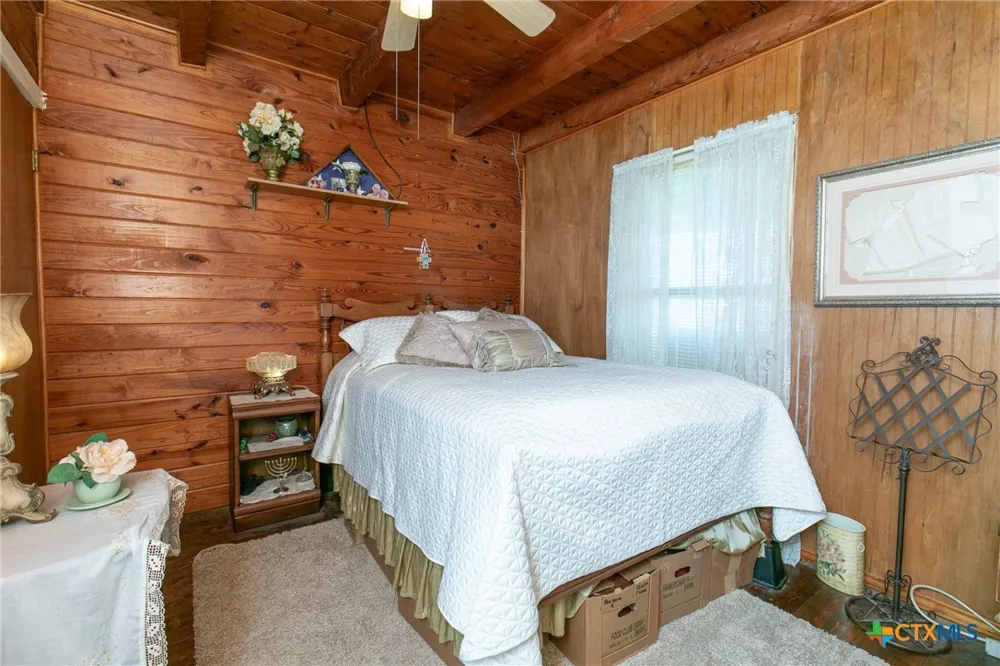 4723 CR 117 San Saba, TX 76877