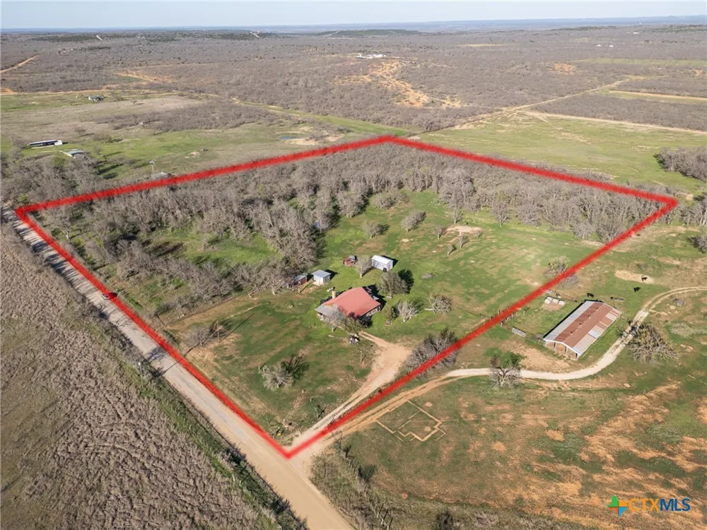 4723 CR 117 San Saba, TX 76877
