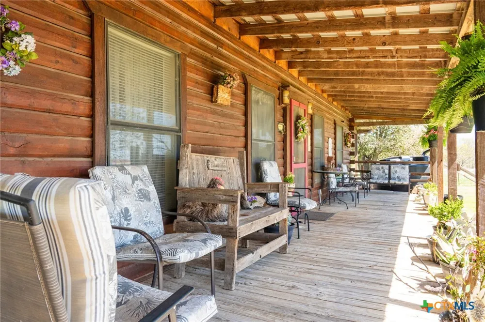4723 CR 117 San Saba, TX 76877