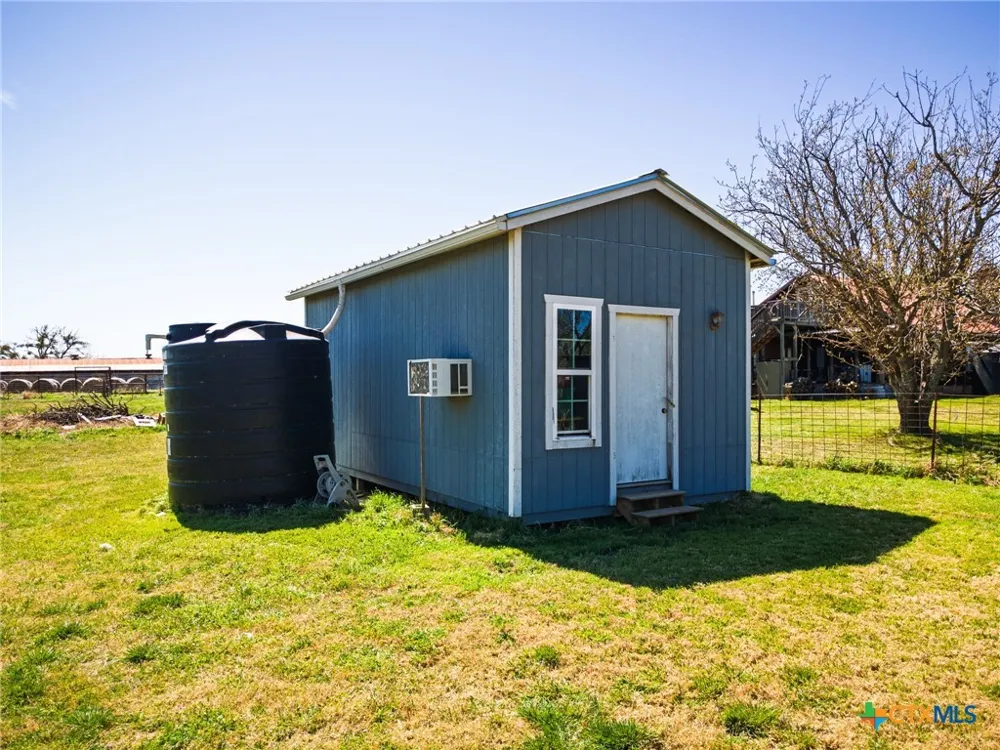 4723 CR 117 San Saba, TX 76877