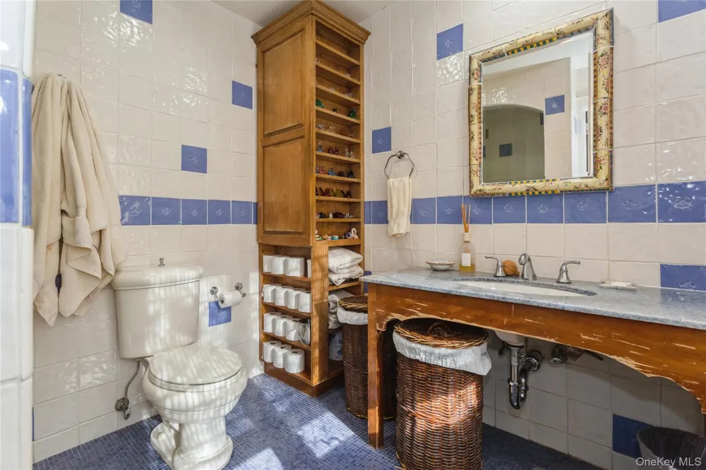 180 Longwood Crossing Lawrence, NY 11559