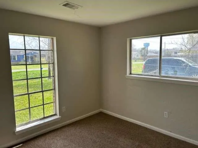 306 Tennyson Street San Leon, TX 77539
