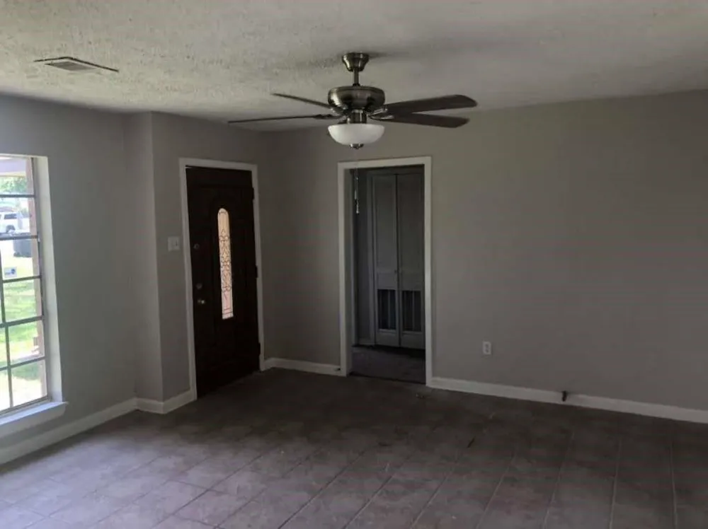 306 Tennyson Street San Leon, TX 77539