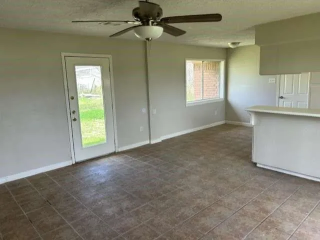 306 Tennyson Street San Leon, TX 77539