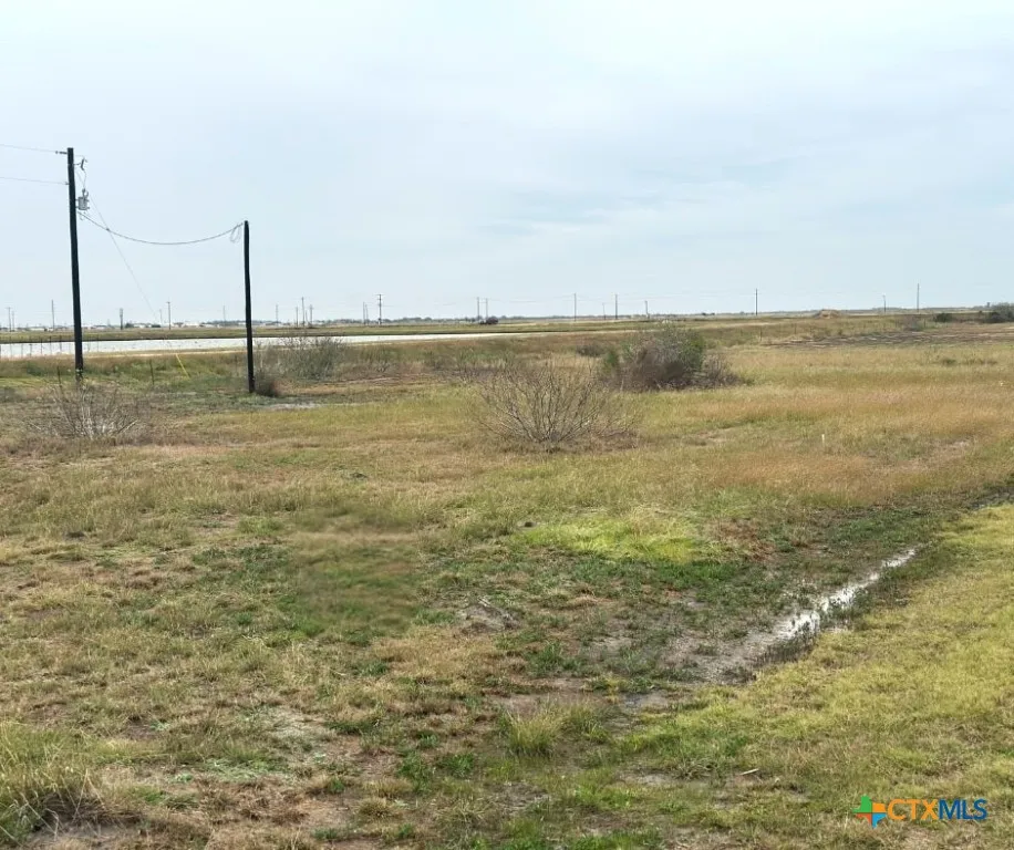 407 Ladyfish Road Palacios, TX 77465