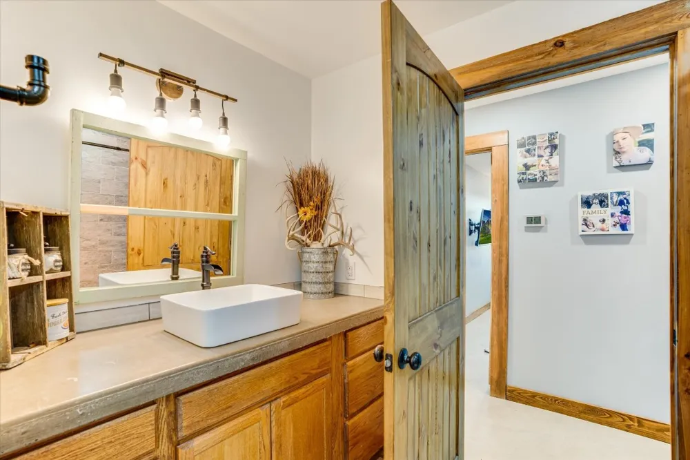 5450 County Road 202 Lampasas, TX 76550