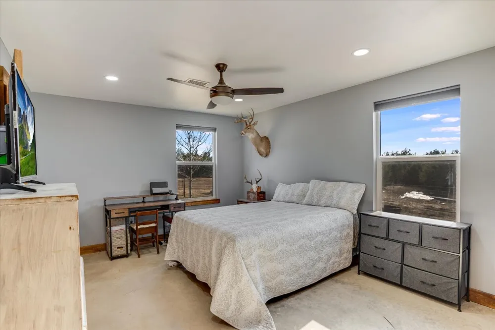5450 County Road 202 Lampasas, TX 76550