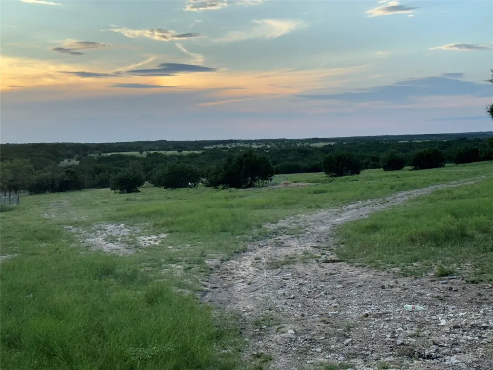 5450 County Road 202 Lampasas, TX 76550