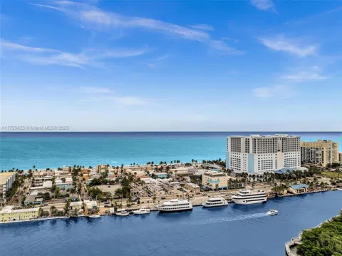 1318 Ocean Dr