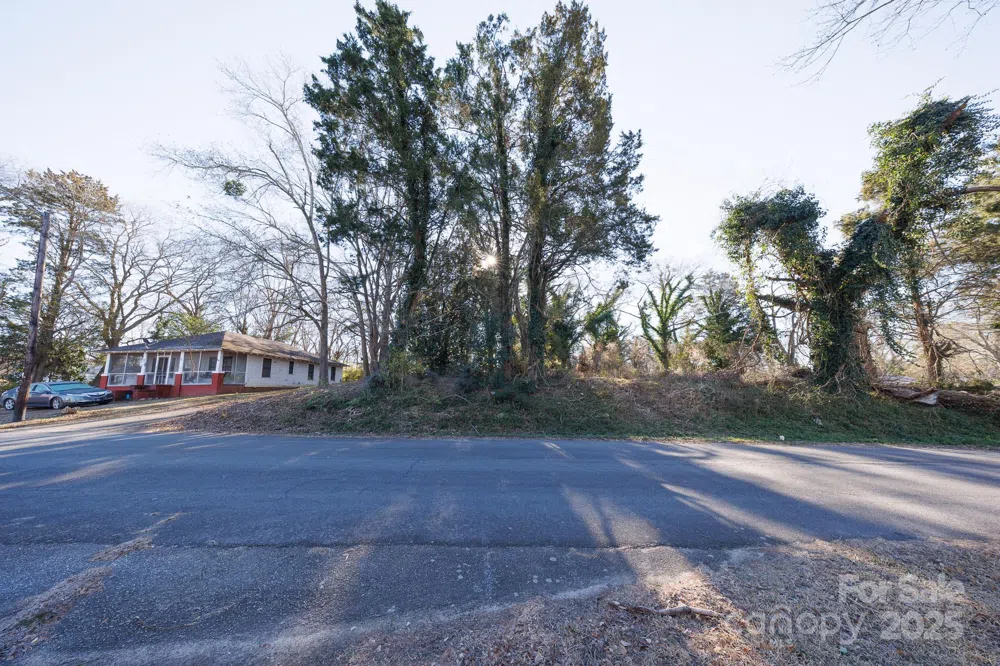 3 Catawba Avenue Great Falls, SC 29055