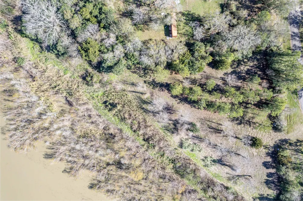 Fahring Street Anahuac, TX 77514