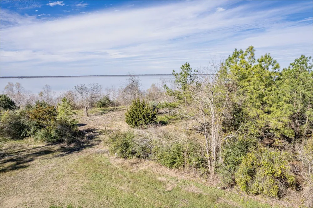 Fahring Street Anahuac, TX 77514