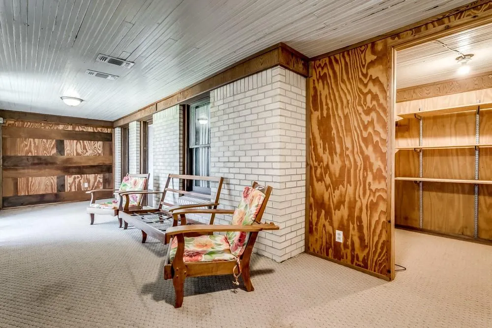 110 County Road 567 Eastland, TX 76448