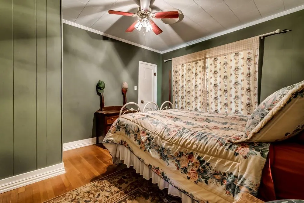 110 County Road 567 Eastland, TX 76448