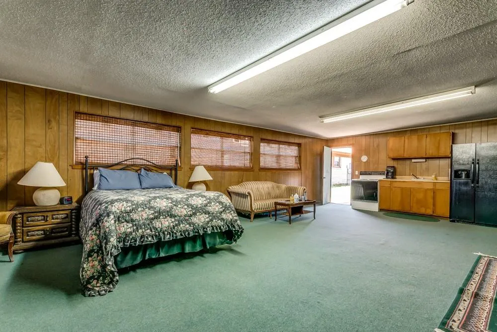 110 County Road 567 Eastland, TX 76448
