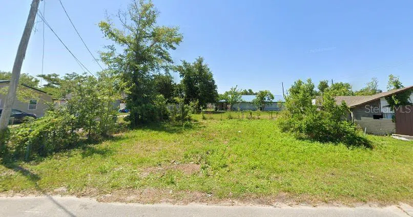 2702 E 9TH STREET Panama City, FL 32401