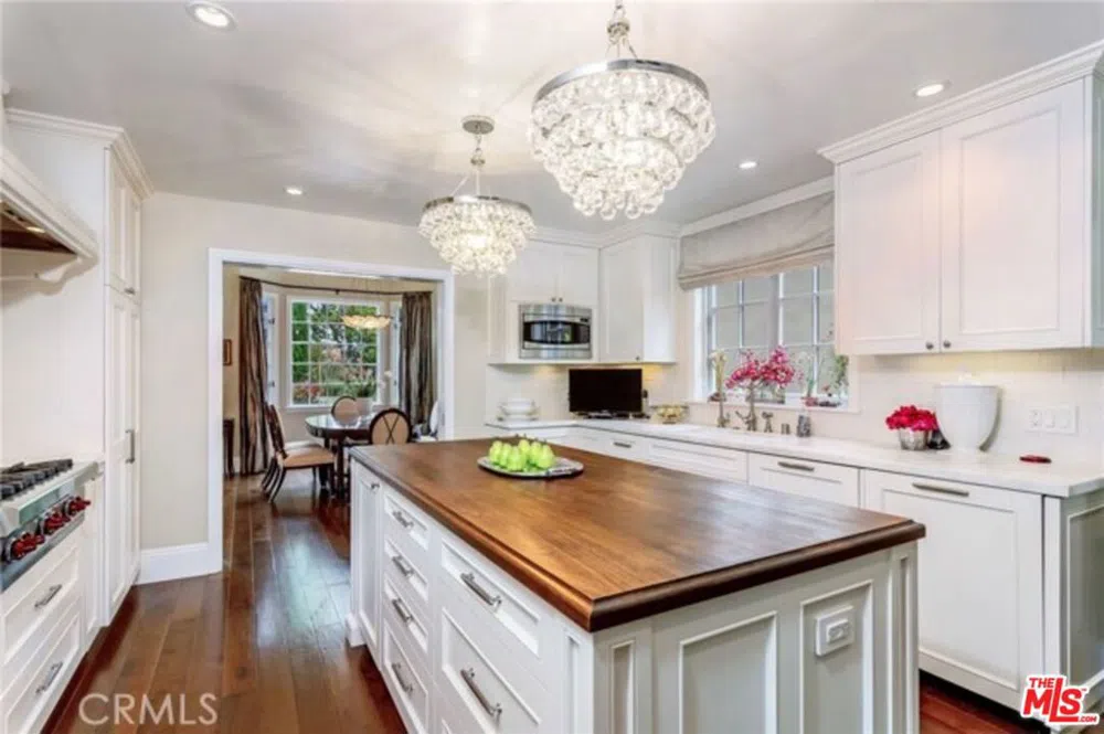 28 Westport Manhattan Beach, CA 90266
