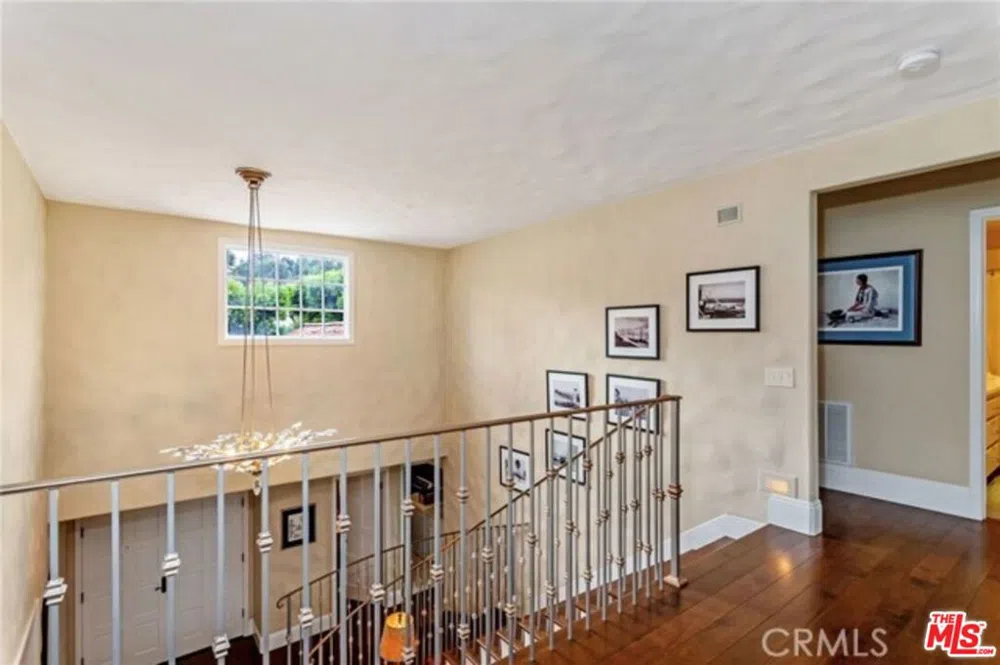 28 Westport Manhattan Beach, CA 90266