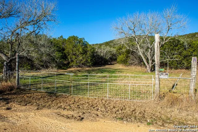 TBD Hidden Valley Dr Pipe Creek, TX 78063