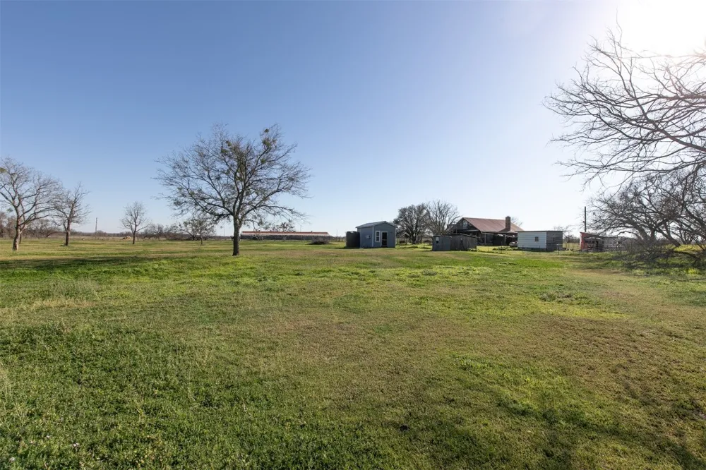 4723 CR 117 San Saba, TX 76877