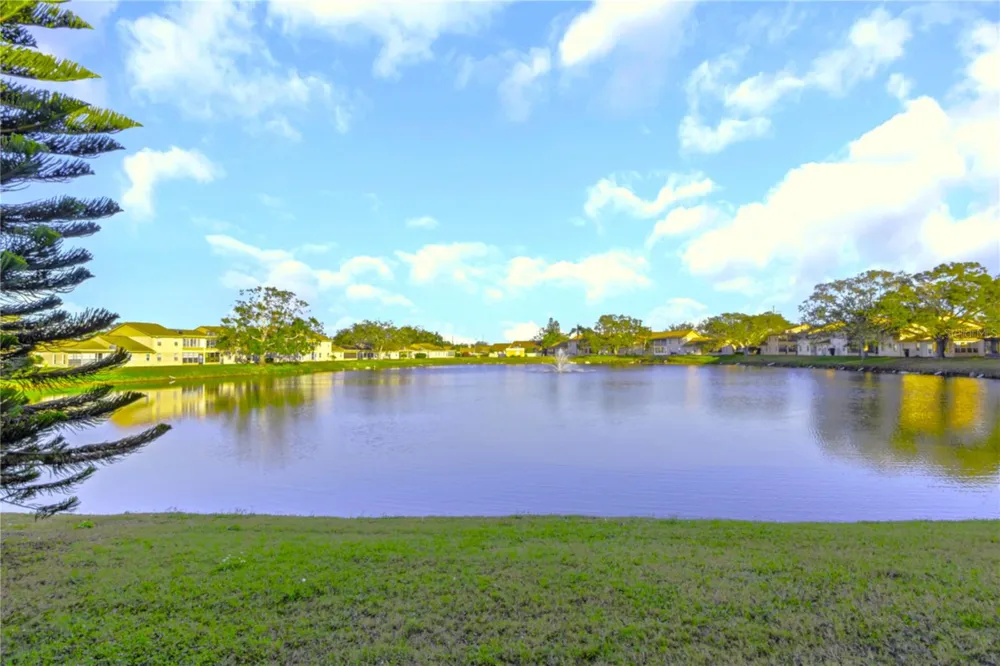 1034 BOWSPRIT LANE Holiday, FL 34691