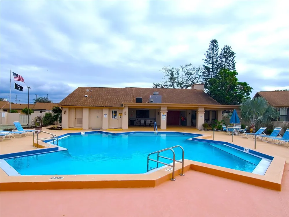 1034 BOWSPRIT LANE Holiday, FL 34691