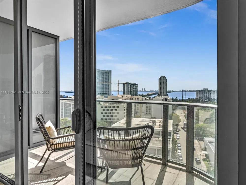 121 NE 34th St #1005 Miami, FL 33137