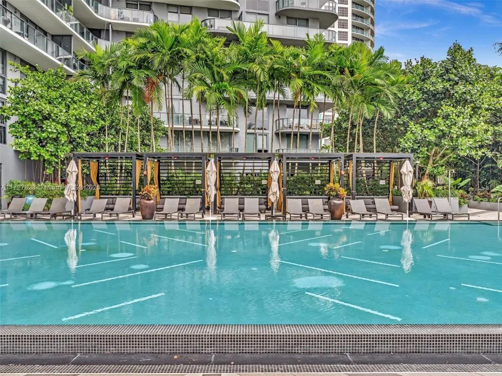 121 NE 34th St #1005 Miami, FL 33137