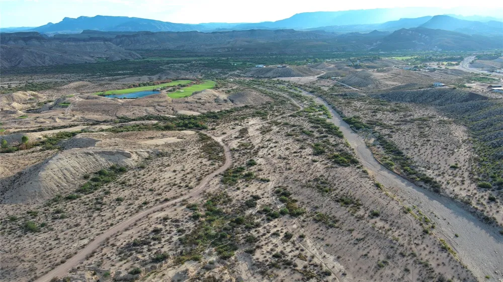 19 Comanche Mesa Lajitas, TX 79852