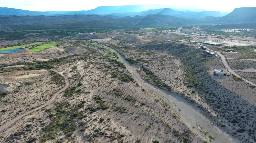 19 Comanche Mesa Lajitas, TX 79852