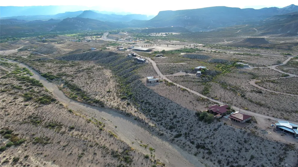 19 Comanche Mesa Lajitas, TX 79852