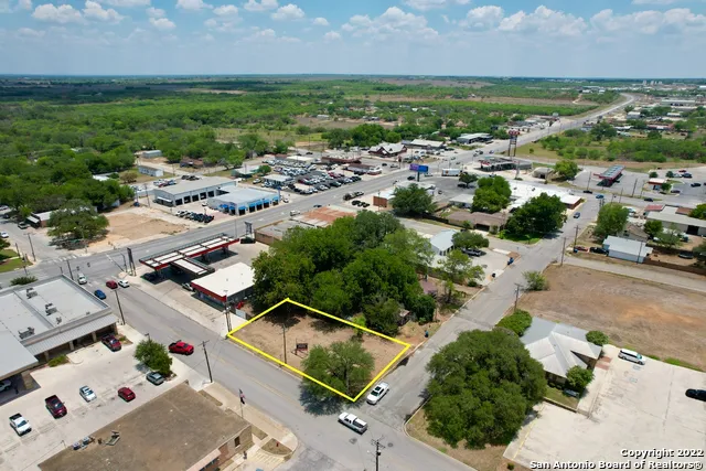 00 SMITH ST Pleasanton, TX 78064