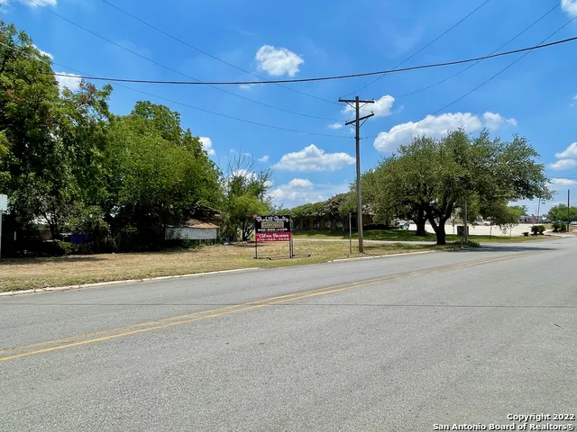00 SMITH ST Pleasanton, TX 78064