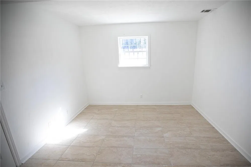 2761 Rockdale Decatur, GA 30034
