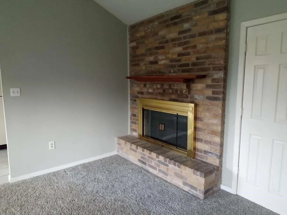 2410 Daffodil Street Highlands, TX 77562