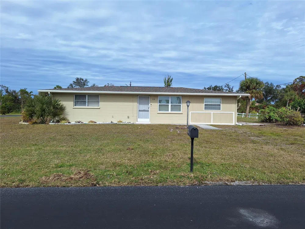 858 E 7TH STREET Englewood, FL 34223