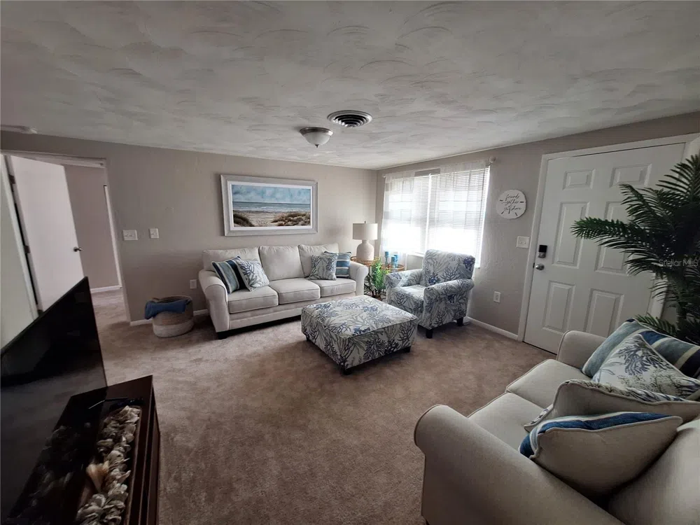 858 E 7TH STREET Englewood, FL 34223