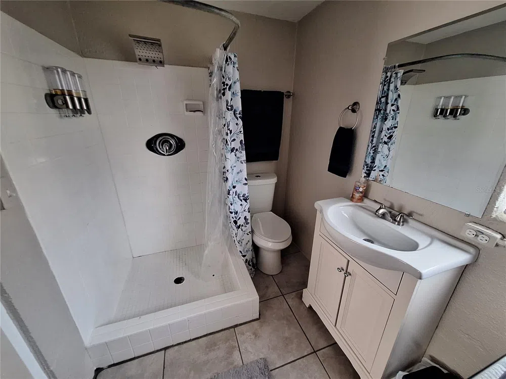 858 E 7TH STREET Englewood, FL 34223