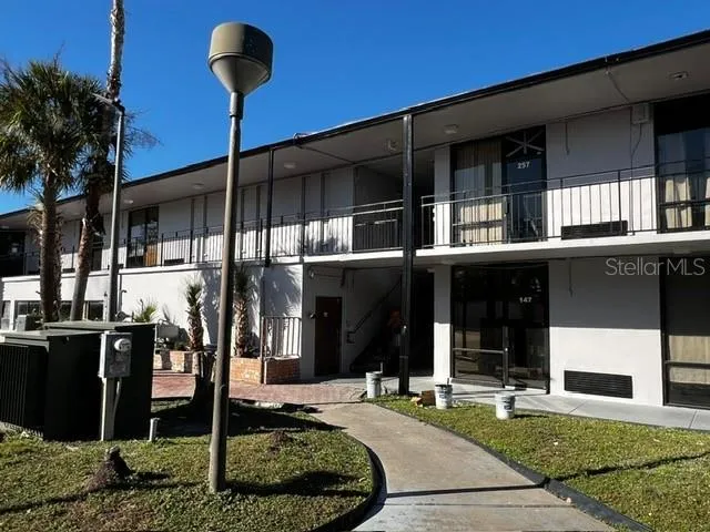 8421 S ORANGE BLOSSOM TRAIL #441 Orlando, FL 32809
