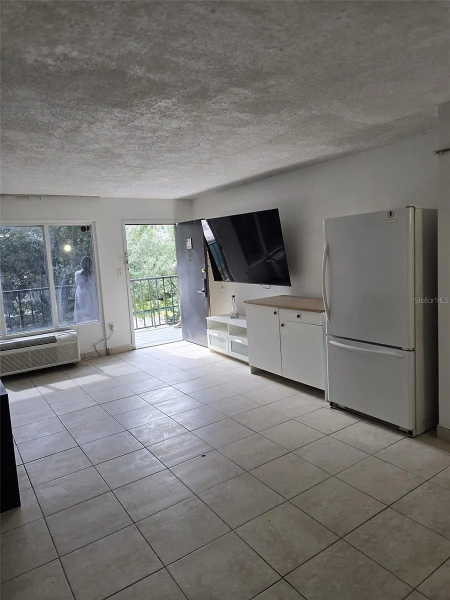 8421 S ORANGE BLOSSOM TRAIL #441 Orlando, FL 32809