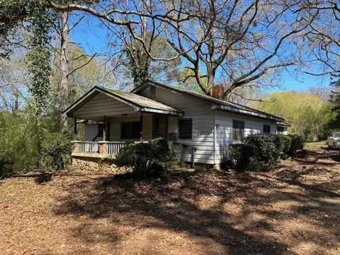 190 Bowles DR