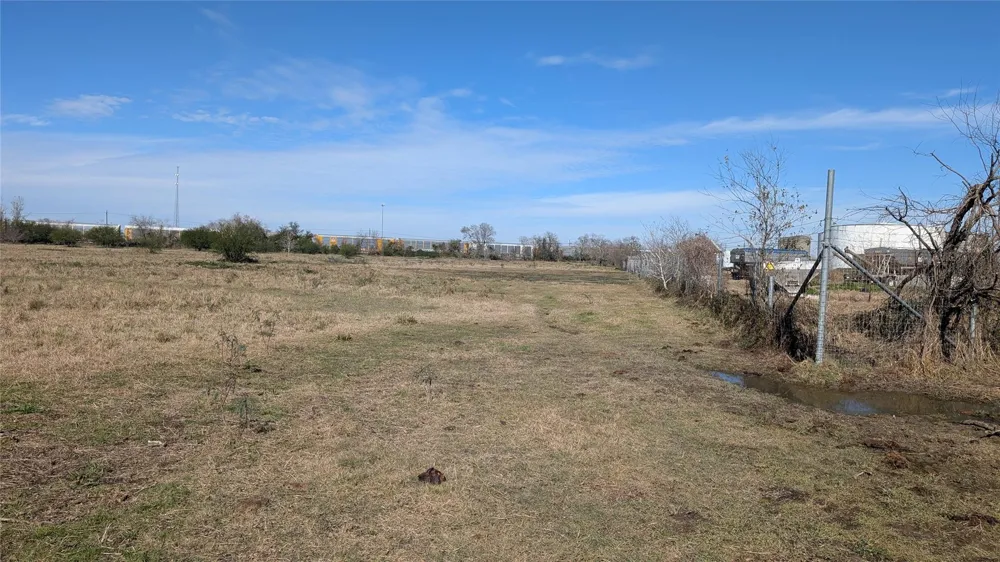 S Meadow Lane El Campo, TX 77437