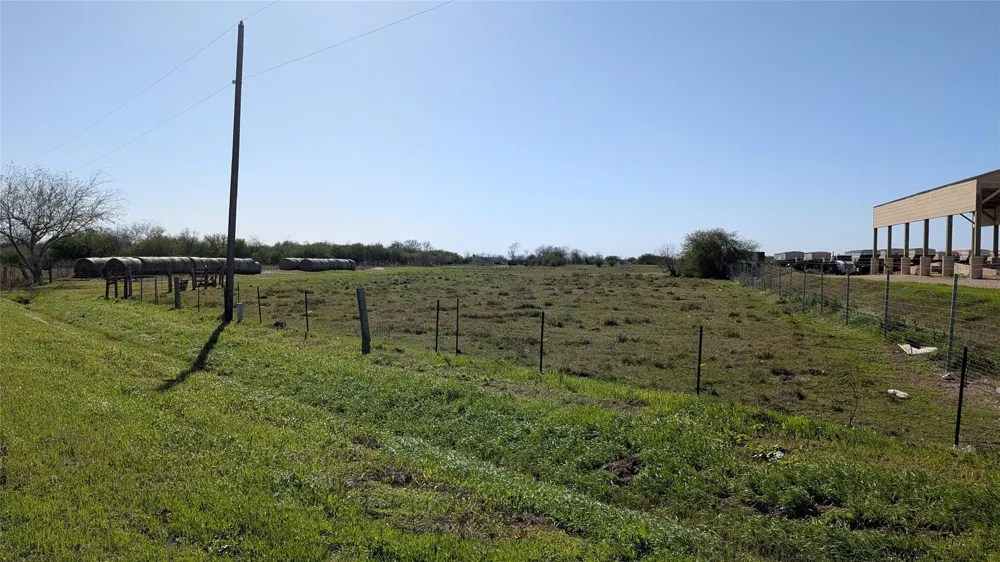 S Meadow Lane El Campo, TX 77437