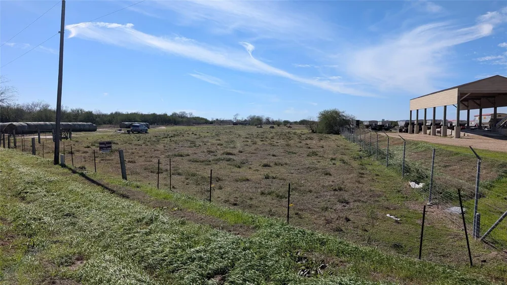 S Meadow Lane El Campo, TX 77437