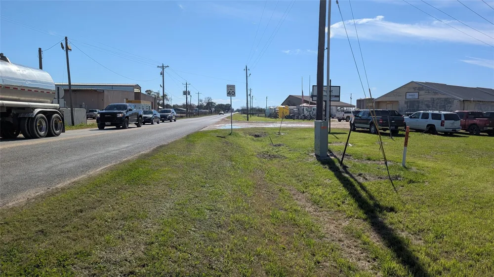 S Meadow Lane El Campo, TX 77437