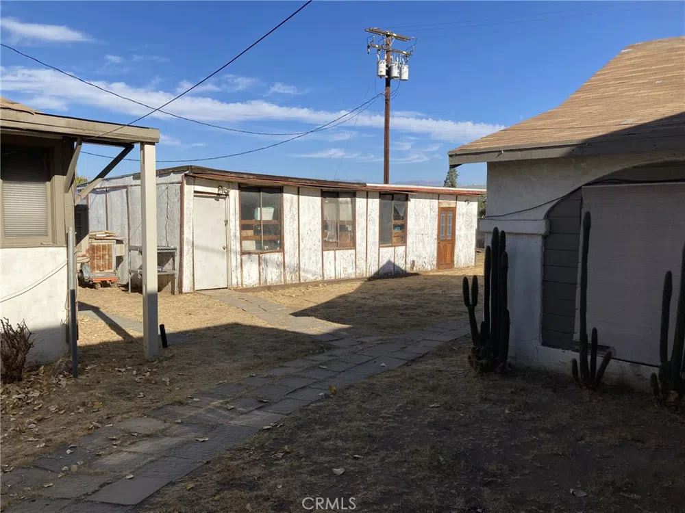 4439 Wade Avenue #1-5 Perris, CA 92571