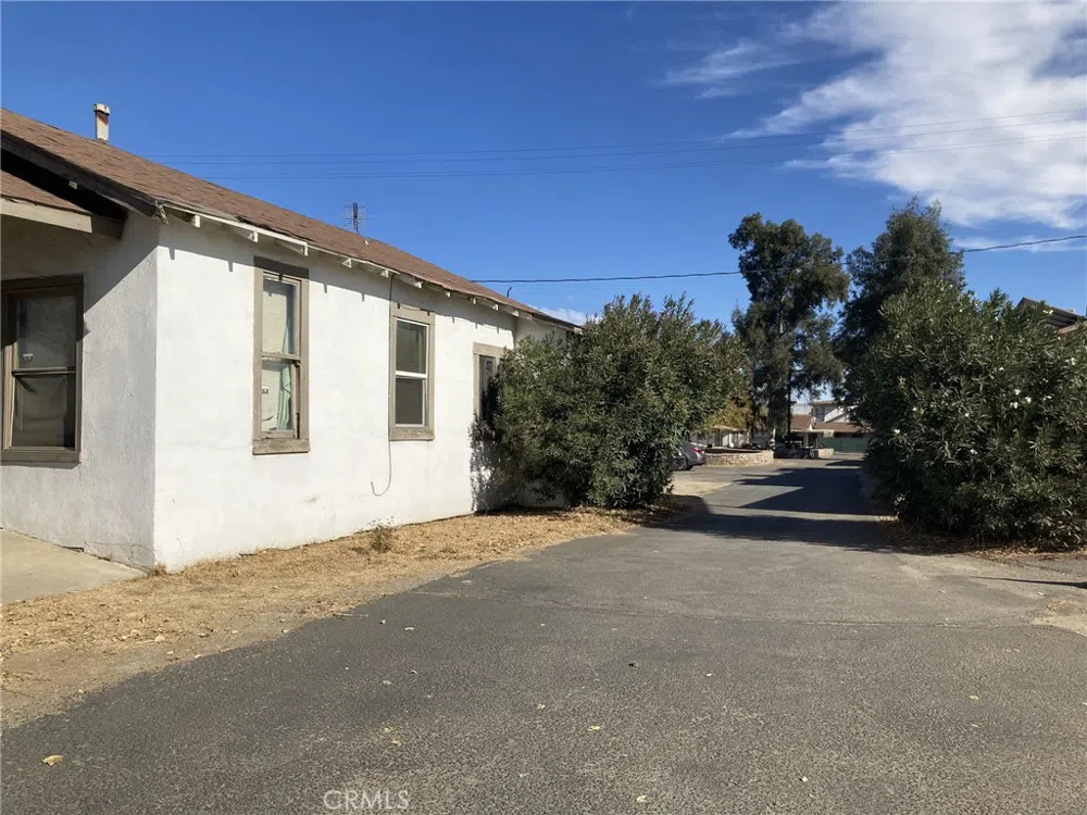 4439 Wade Avenue #1-5 Perris, CA 92571