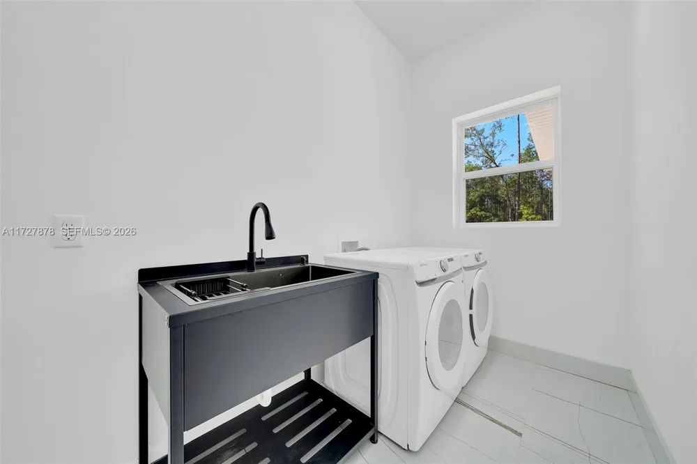 Address Not Shown ocala, FL 34481